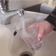 Voda iz lokalnog vodovoda nije za piće, potrebno ju je prokuhavati